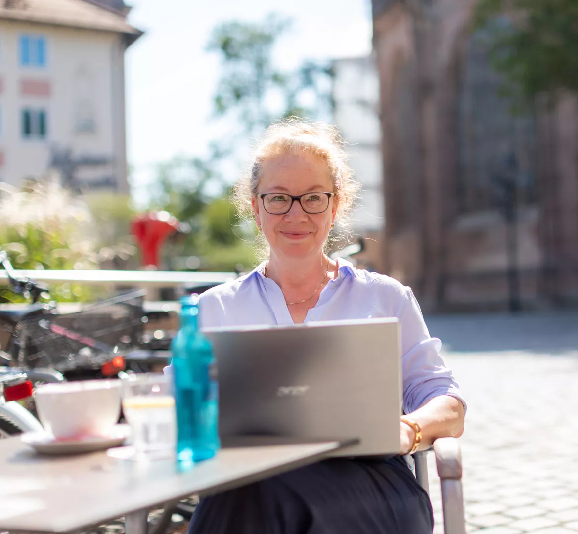 Christine Walz, Online-Kommunikation